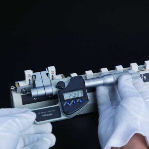 میکرومتر داخل‌سنج میتوتویو مدل 250-345